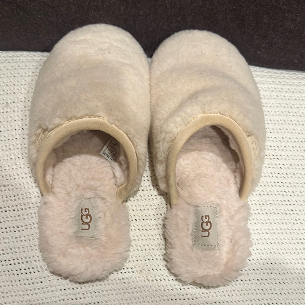 Ugg Soft Cream Shearling Slippers